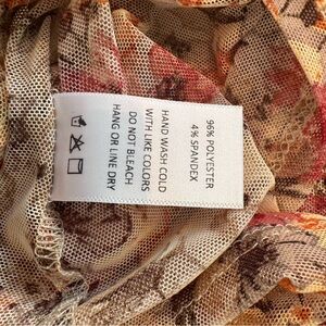 NWOT SAGE THE LABEL renewed mesh mock neck blouse in floral print Medium